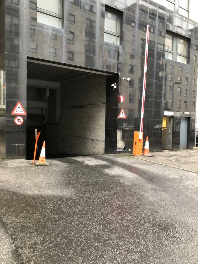 Wallace Hide Out Glasgow Kültér fotó